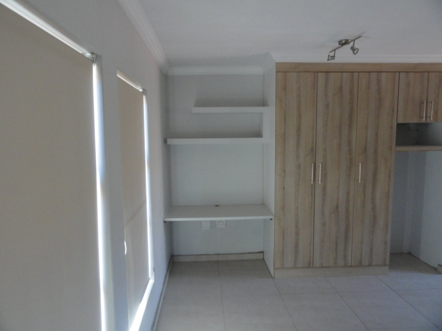 To Let 1 Bedroom Property for Rent in Die Bult North West
